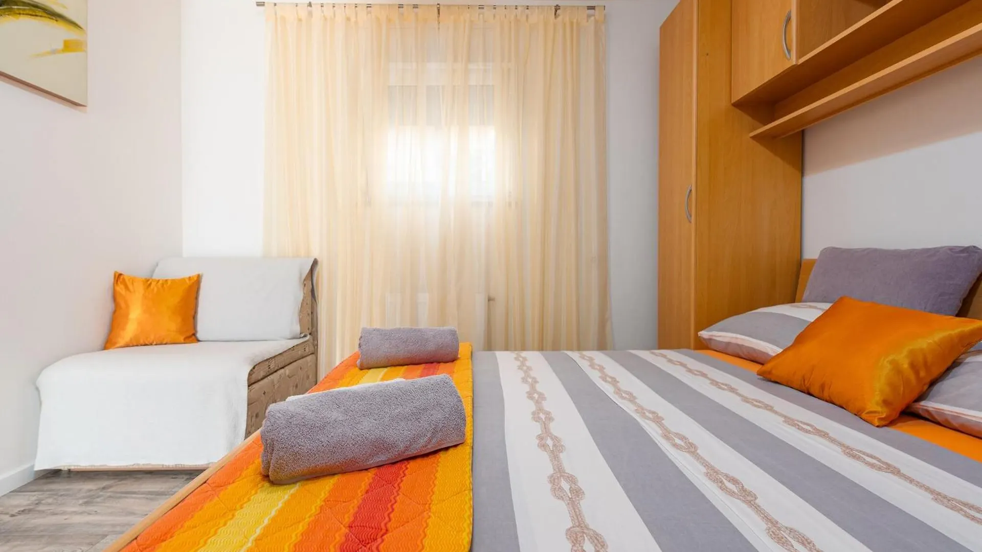 Apartments Nevenka, Vir 0*,  Croatia